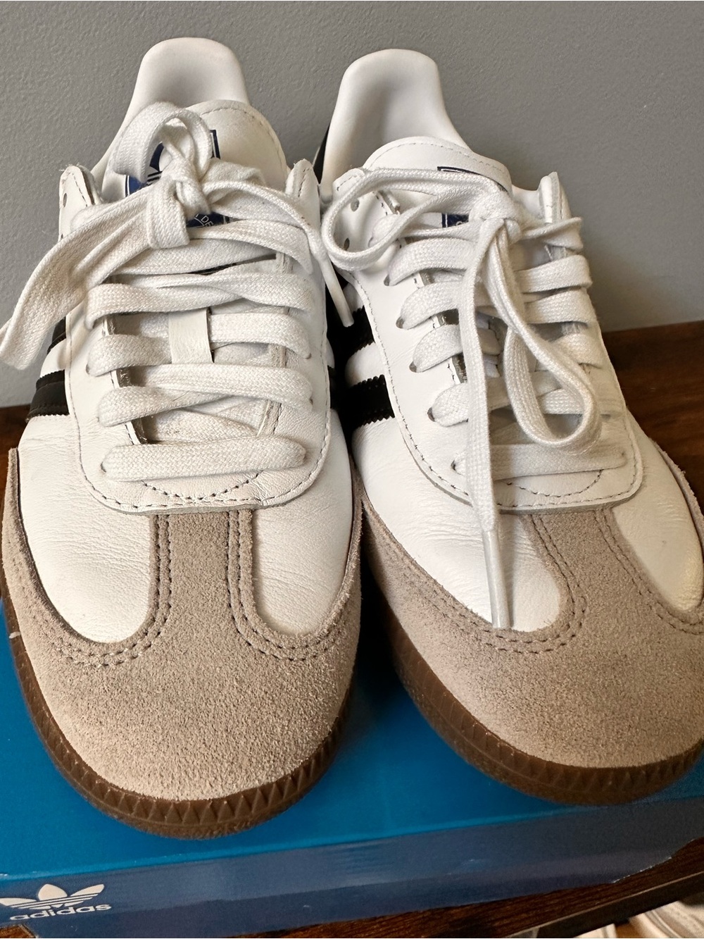 adidas Samba OG Sneakers in White/Black - Picture 8 of 11